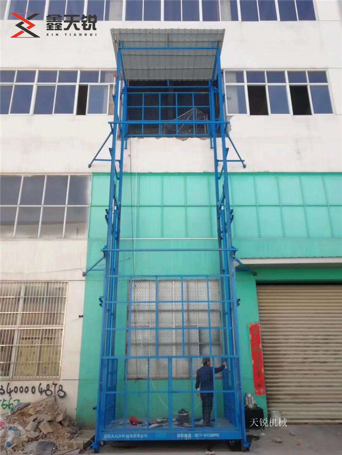 贵州室外导轨式升降机